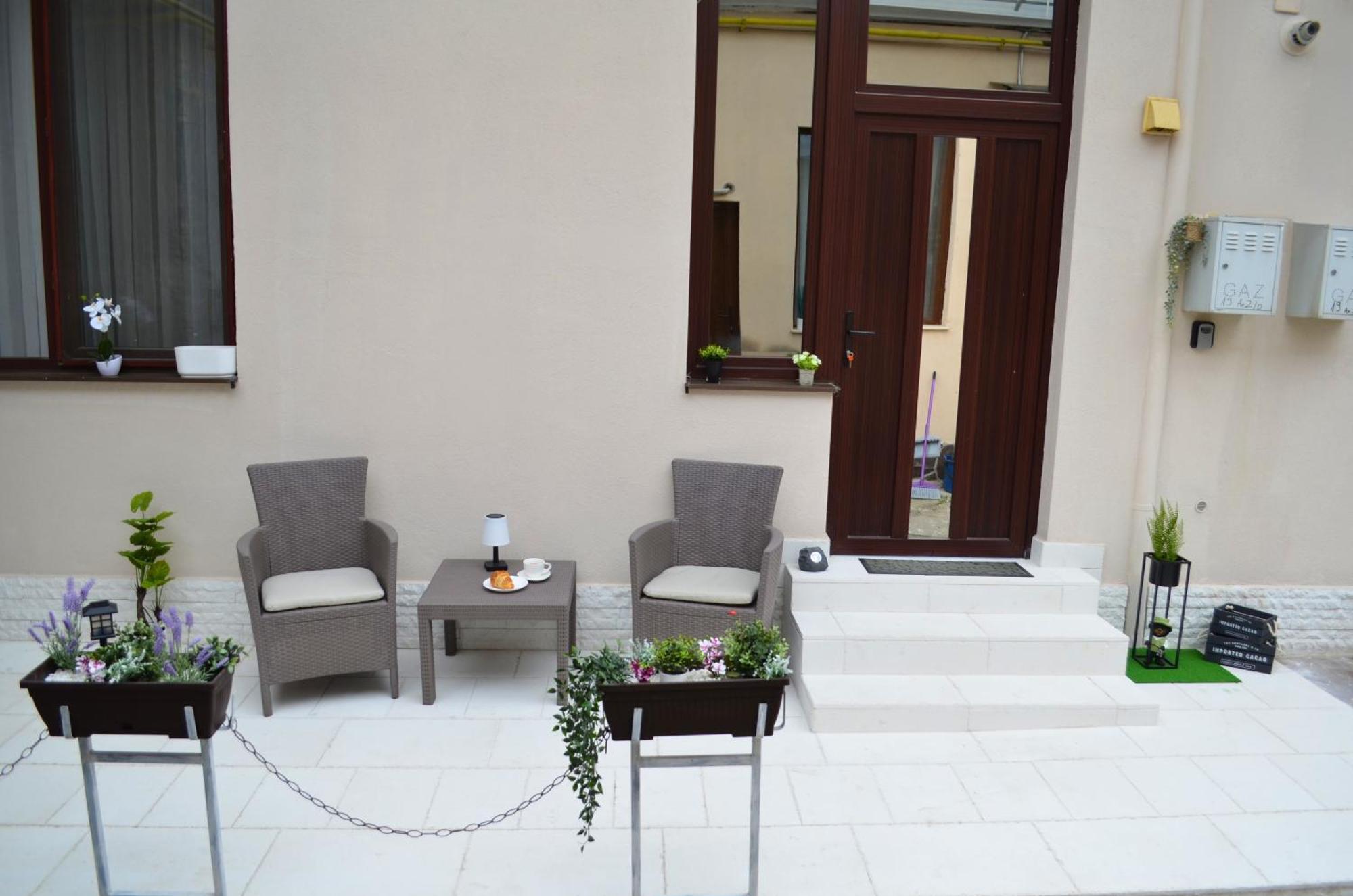 Apartment Mid Ultra Central, Self Check In, Aquapark President Oradea